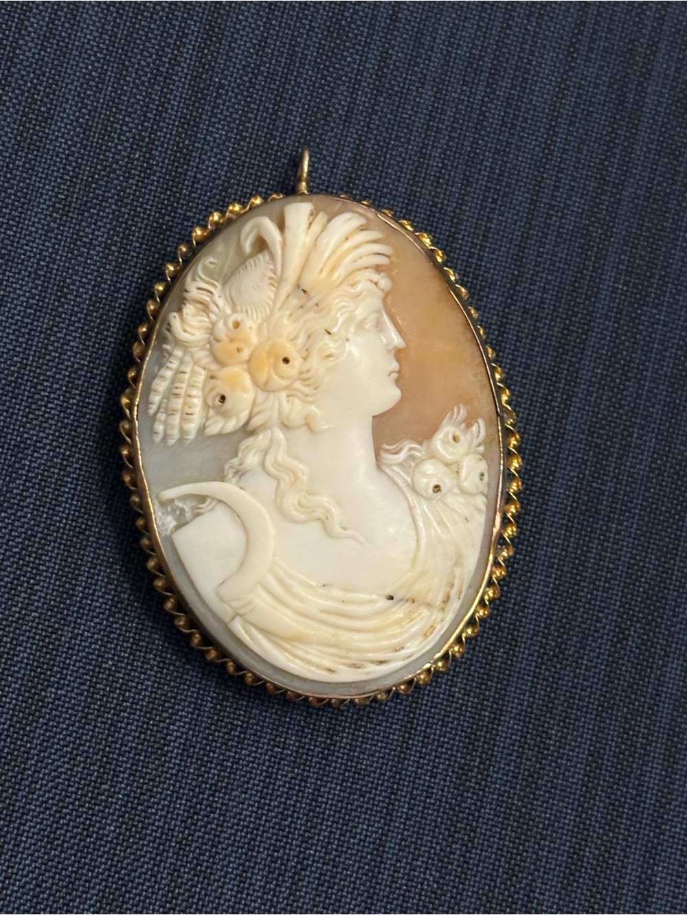 Estate Vintage Cameo Brooch Pin Pendant 10k Gold Goddess Jewelry